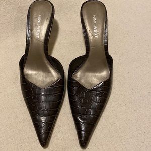 Nine West Brown Alligator Leather Size 7 Pumps